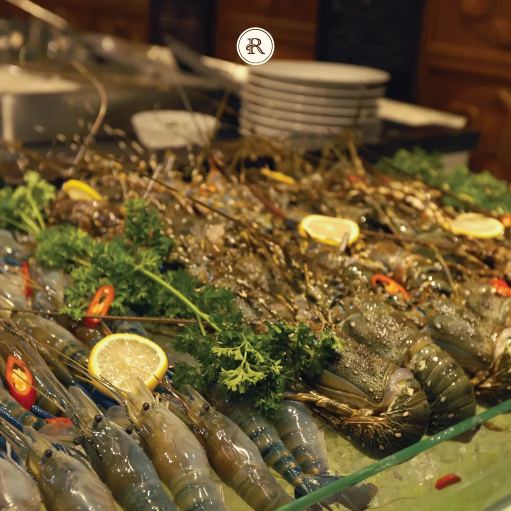 Ẩm thực - Du thuyền Sài Gòn REVER Cruises