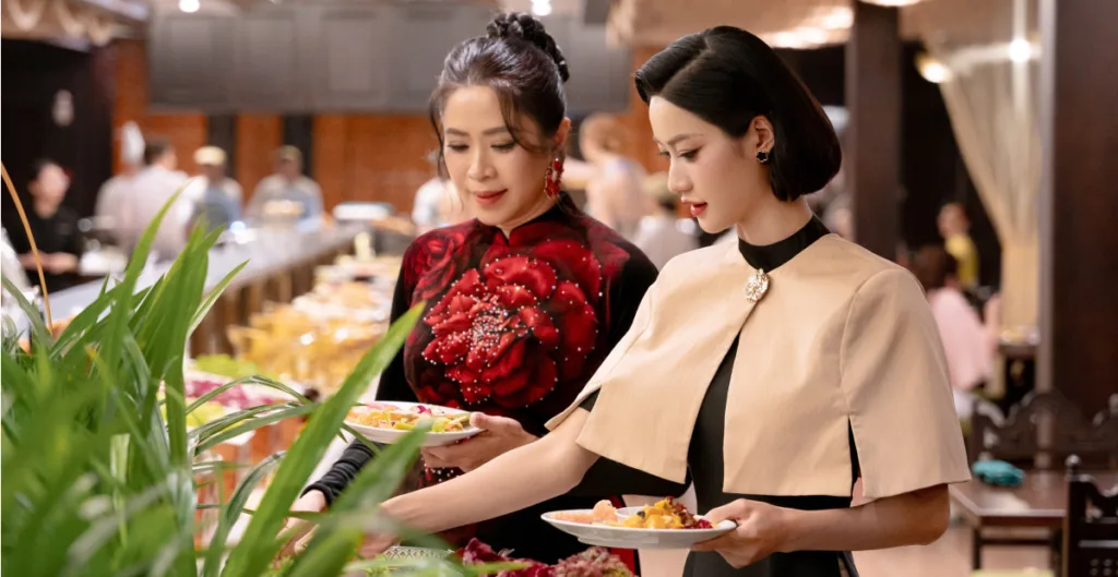 REVER CRUISE nhận giải danh giá “Best Luxury Event & Dining Cruise of the Year” tại Robb Report Best of the Best - Du thuyền Sài Gòn REVER Cruises