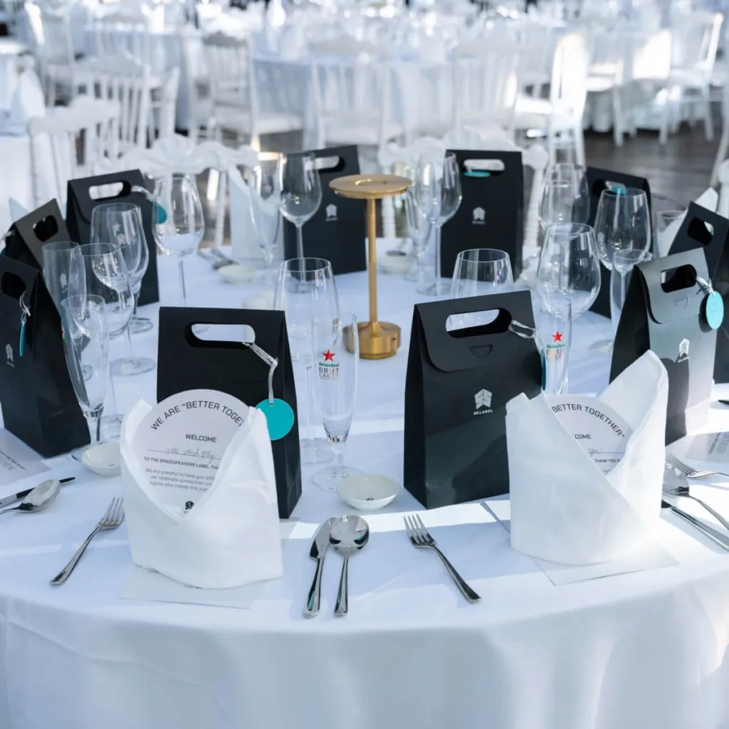 Sảnh tiệc - Du thuyền Sài Gòn REVER Cruises