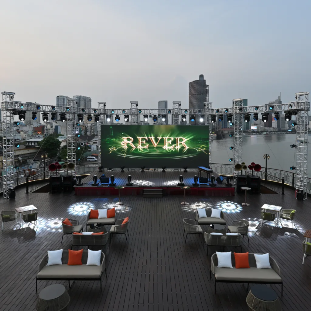 Lounge - Du thuyền Sài Gòn REVER Cruises