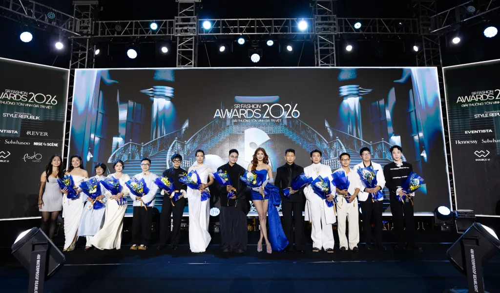 REVER CRUISE HONORED WITH “BEST FASHION EVENT SPACE OF THE YEAR” AT SR FASHION AWARDS 2026 - REVER Cruises saigon REVER CRUISE HONORED WITH “BEST FASHION EVENT SPACE OF THE YEAR” AT SR FASHION AWARDS 2026 - REVER Cruises saigon